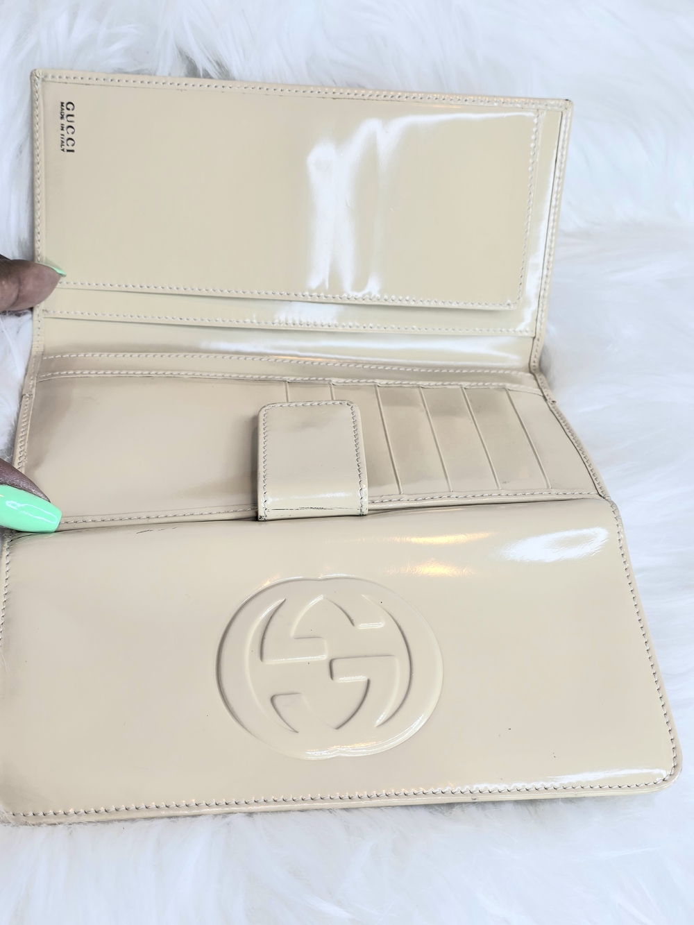 Gucci GG Wallet Interlocking Glossy/Patent Leather Slim Continental - Cream - Picture 12 of 15